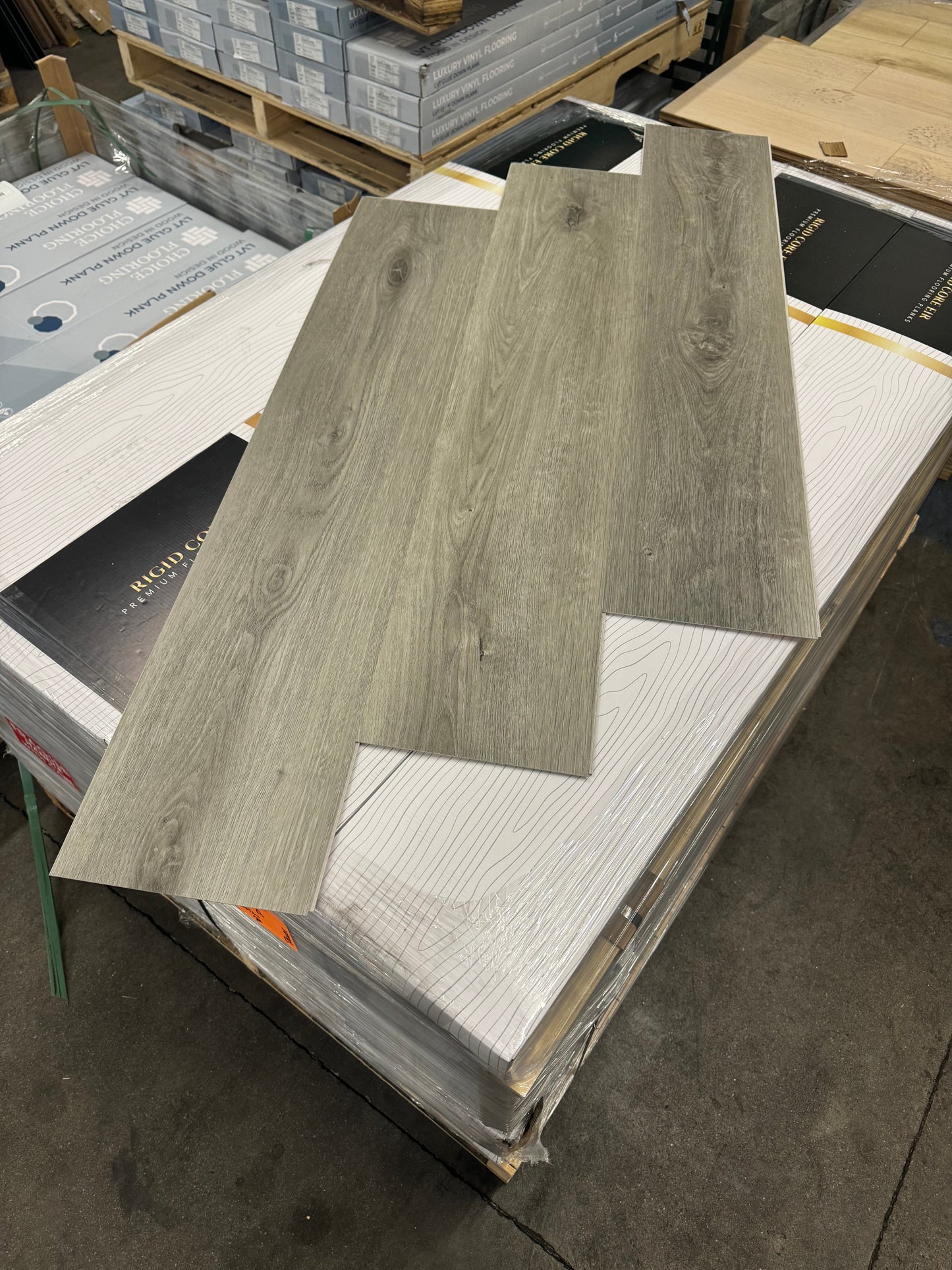 Petrified Gray | 5.5mm 12mil w/ Pad | Luxury Vinyl Plank [ SALE FLOOR ]