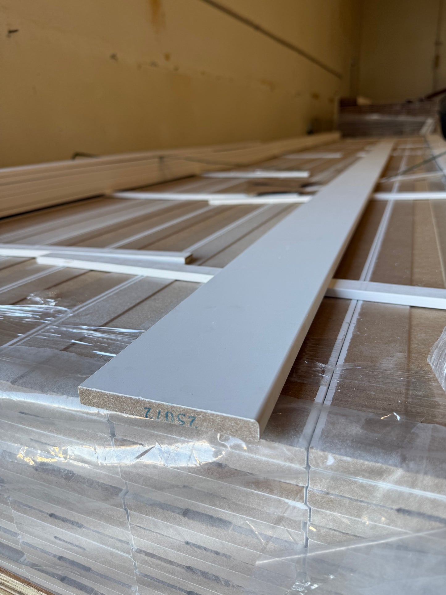 Primed MDF Craftsman Baseboard Moulding 1/2" x 4" (16ft)